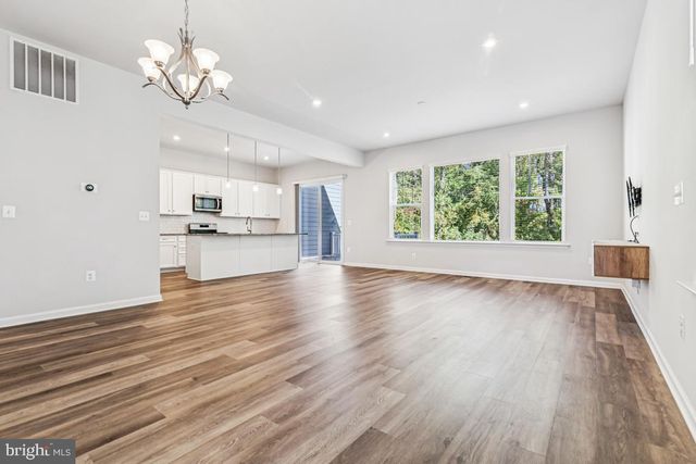 17815 WOODS OVERLOOK DR, Dumfries, VA 22026