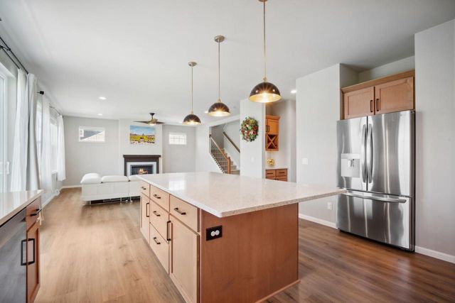 7894 W Preserve PARKWAY, Mequon, WI 53097