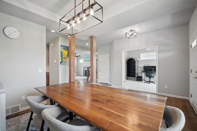 7894 W Preserve PARKWAY, Mequon, WI 53097