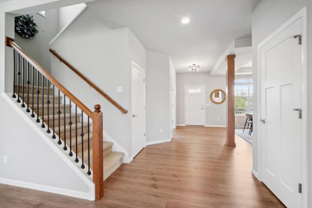 7894 W Preserve PARKWAY, Mequon, WI 53097