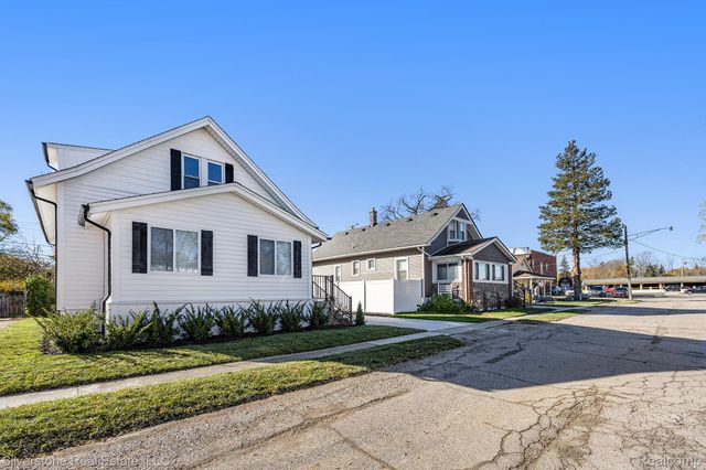 8080 Wicker, Washington Township, MI 48094