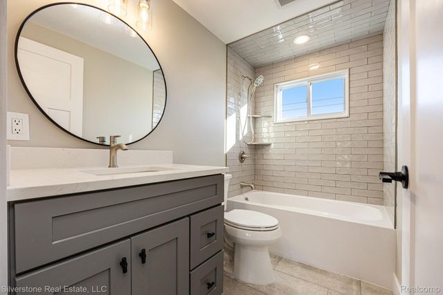 8080 Wicker, Washington Township, MI 48094