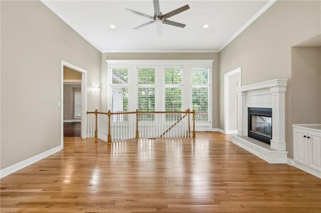 113 Teton Ridge Street, Lake Winnebago, MO 64034
