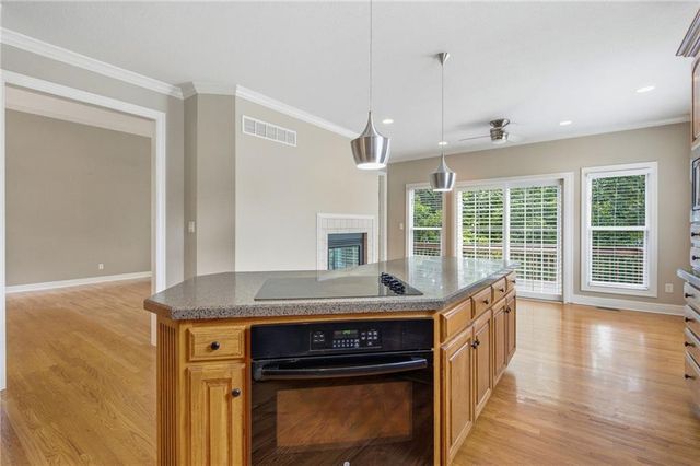 113 Teton Ridge Street, Lake Winnebago, MO 64034