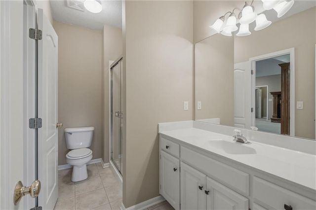 113 Teton Ridge Street, Lake Winnebago, MO 64034