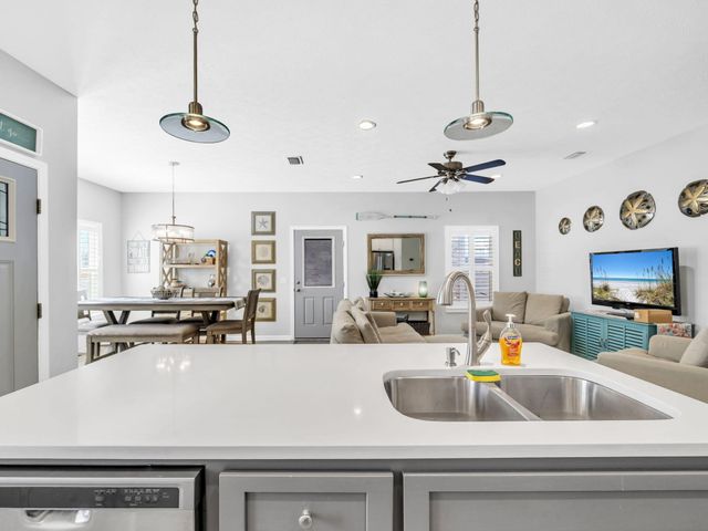 7620 Sunset Avenue, Panama City Beach, FL 32408