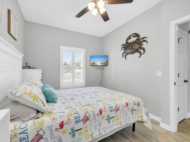 7620 Sunset Avenue, Panama City Beach, FL 32408