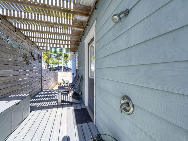 7620 Sunset Avenue, Panama City Beach, FL 32408