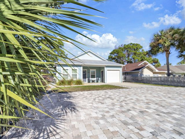 7620 Sunset Avenue, Panama City Beach, FL 32408