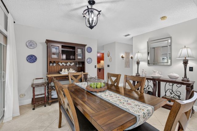 10531 NW 11TH Court, Plantation, FL 33322