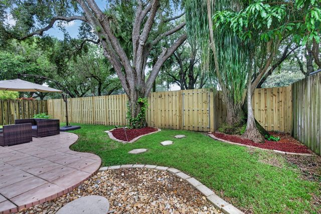 10531 NW 11TH Court, Plantation, FL 33322