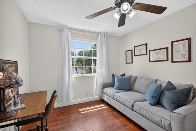 10531 NW 11TH Court, Plantation, FL 33322