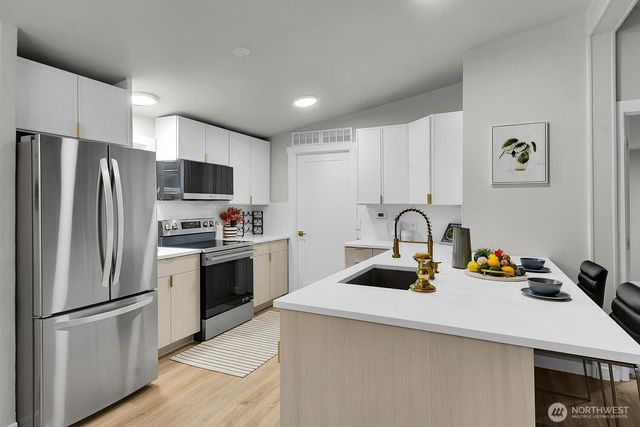 3522 279TH Avenue NE, Redmond, WA 98053