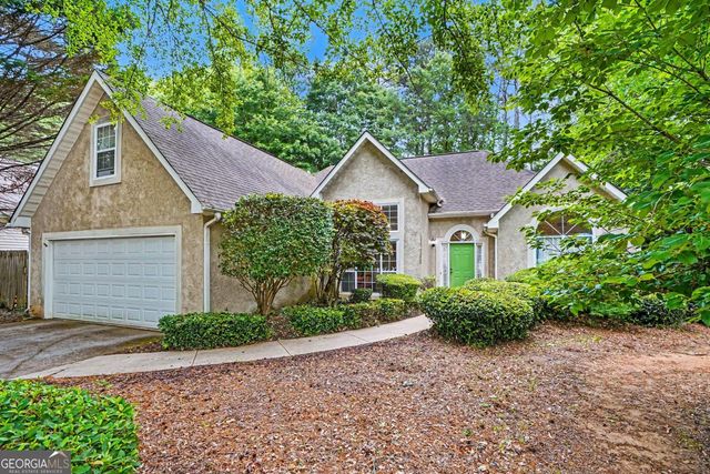 393 Victoria Lane, Stockbridge, GA 30281