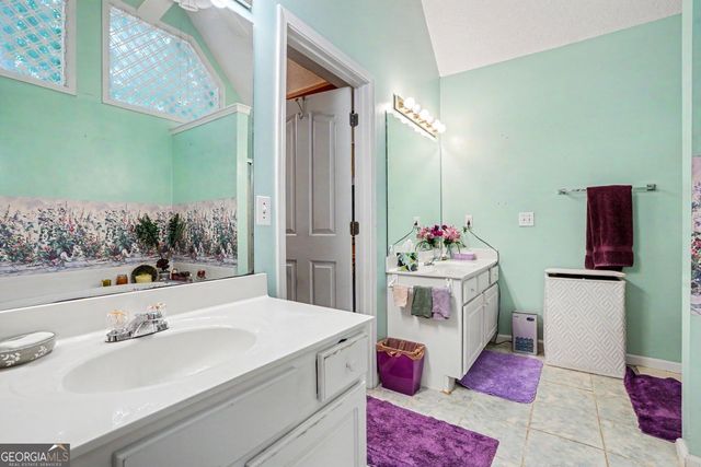 393 Victoria Lane, Stockbridge, GA 30281