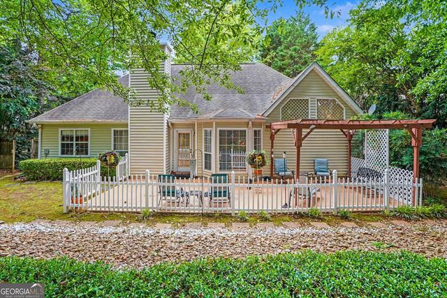 393 Victoria Lane, Stockbridge, GA 30281
