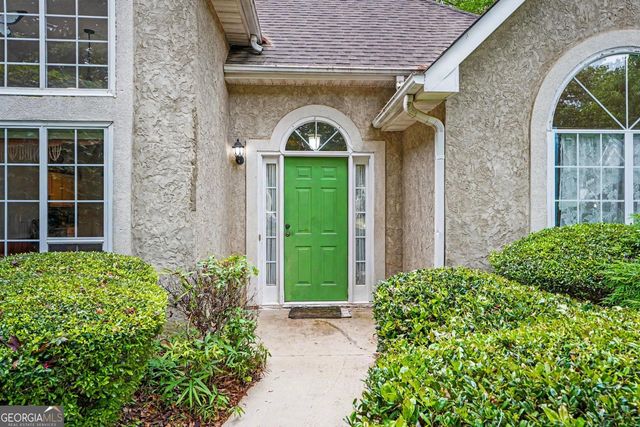 393 Victoria Lane, Stockbridge, GA 30281