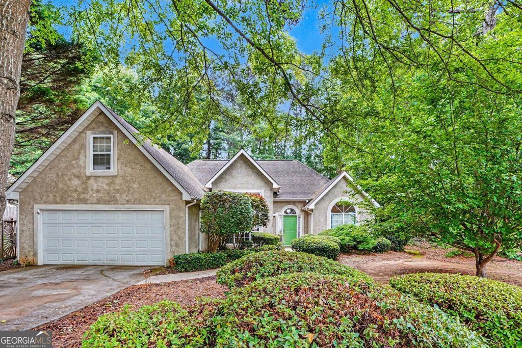 393 Victoria Lane, Stockbridge, GA 30281