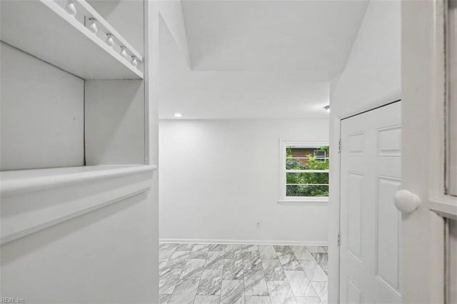 104 Bell Hill DR, Yorktown, VA 23692