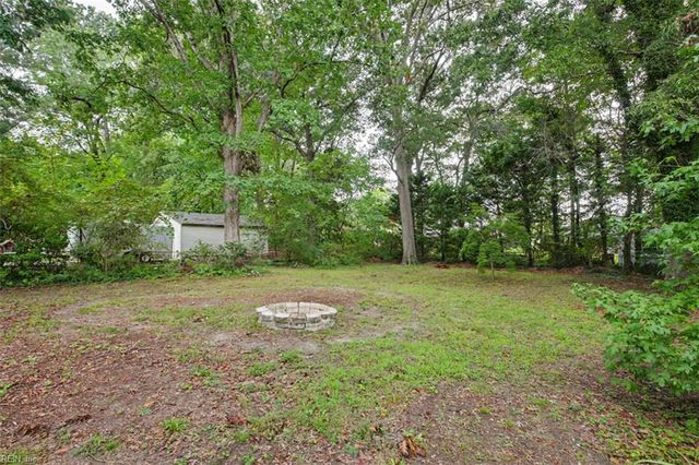 104 Bell Hill DR, Yorktown, VA 23692