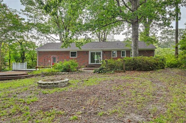 104 Bell Hill DR, Yorktown, VA 23692