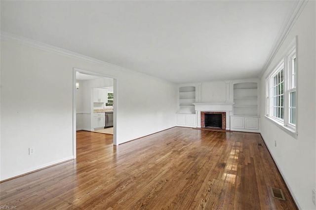 104 Bell Hill DR, Yorktown, VA 23692