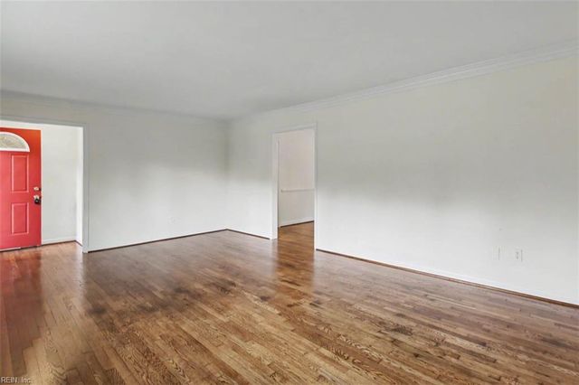 104 Bell Hill DR, Yorktown, VA 23692
