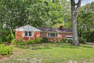 104 Bell Hill DR, Yorktown, VA 23692