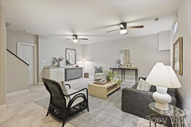 2804 Whiting Avenue, Charlotte, NC 28205