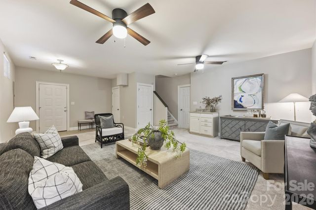 2804 Whiting Avenue, Charlotte, NC 28205