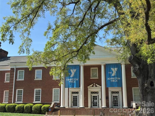 2804 Whiting Avenue, Charlotte, NC 28205