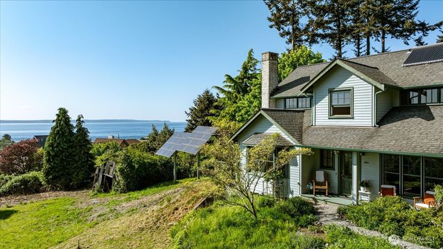 321 Windantide Place, Freeland, WA 98249