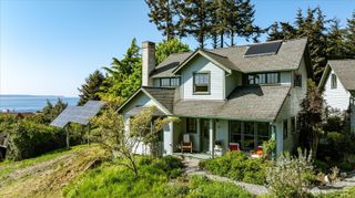 321 Windantide Place, Freeland, WA 98249