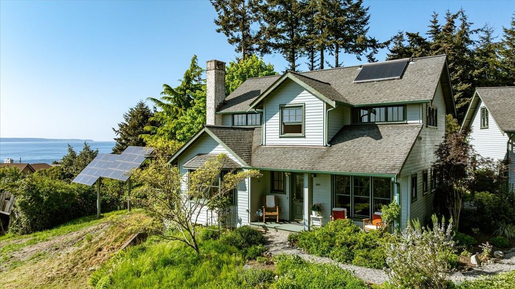 321 Windantide Place, Freeland, WA 98249