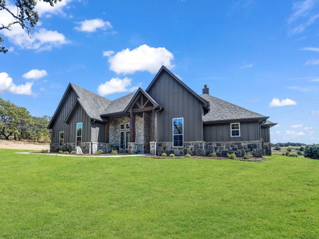 1052 Arbor Vista Drive, Azle, TX 76020