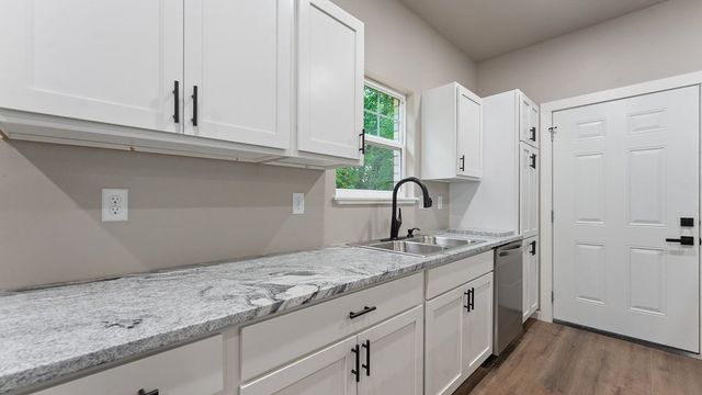 152 W Hill Street, Farmington, AR 72730