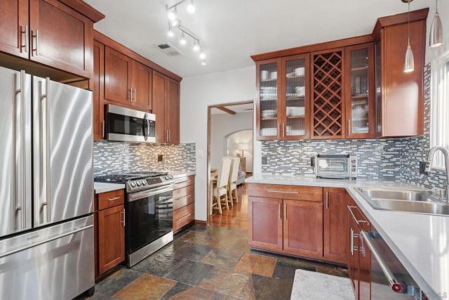 4606 Altadena Ave, San Diego, CA 92115