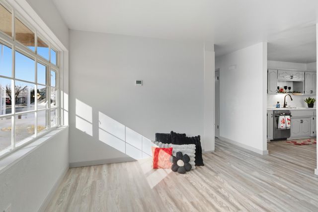 8101 San Joaquin Avenue SE, Albuquerque, NM 87108