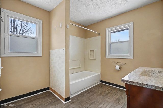 779 Kling Street, Akron, OH 44311