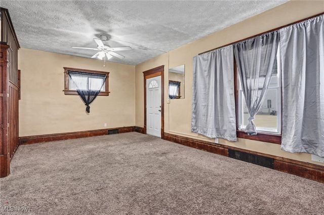 779 Kling Street, Akron, OH 44311