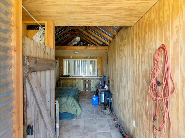 271 Atlantis Street, Sargent, TX 77414