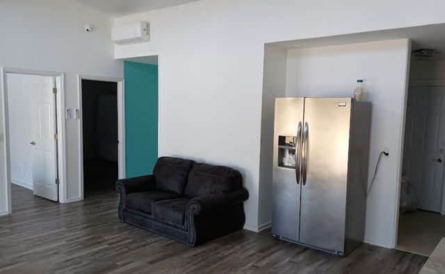 4380 Veals Rd, Murfreesboro, TN 37127