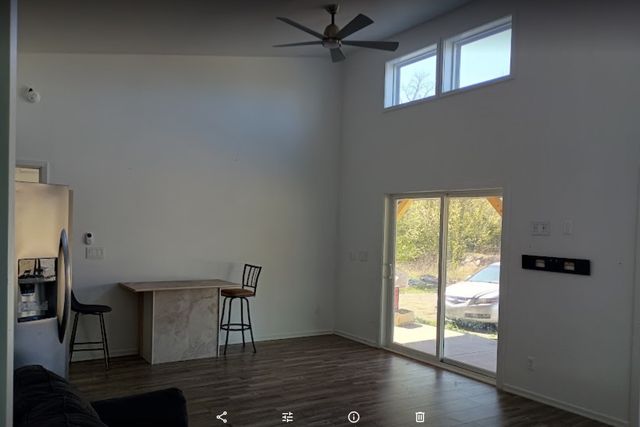 4380 Veals Rd, Murfreesboro, TN 37127