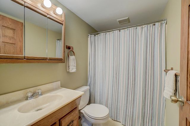 940 Ridge Pass, Hudson, WI 54016