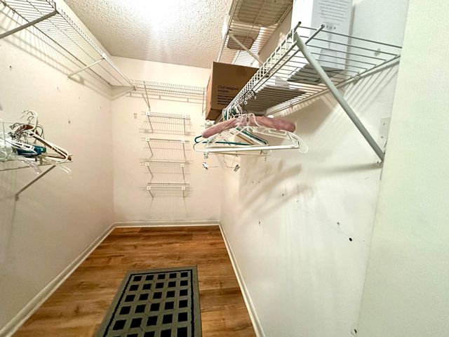 25 Pelican Pointe Drive 201, Delray Beach, FL 33483