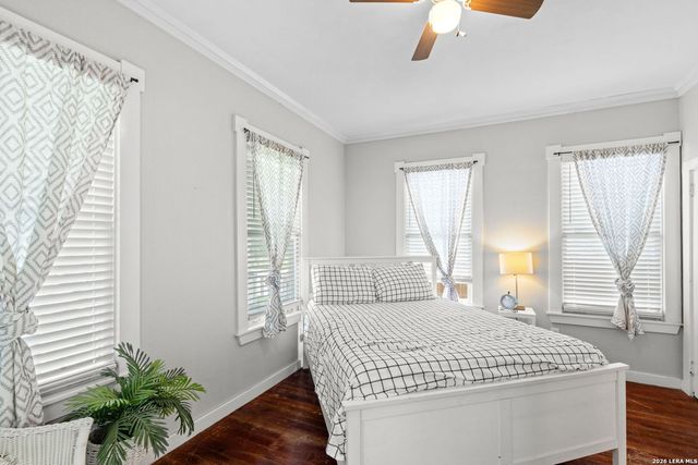 103 Saint Charles, San Antonio, TX 78202