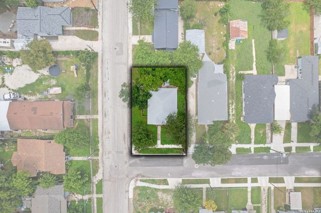 103 Saint Charles, San Antonio, TX 78202
