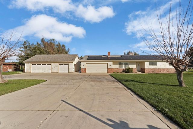 13393 E Jahant Rd, Acampo, CA 95220