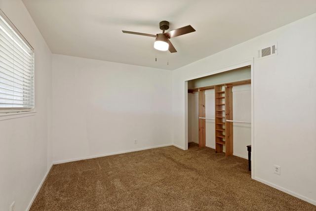 13393 E Jahant Rd, Acampo, CA 95220