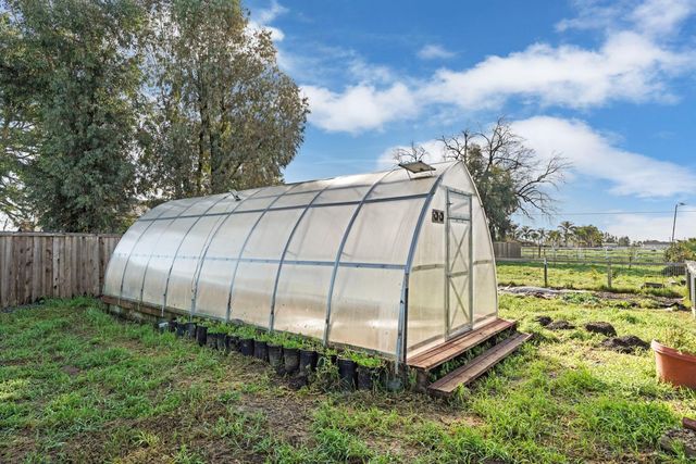 13393 E Jahant Rd, Acampo, CA 95220